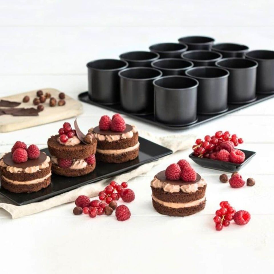 Zenker baking tray 12 mini cakes + icing spatula 38×30 cm