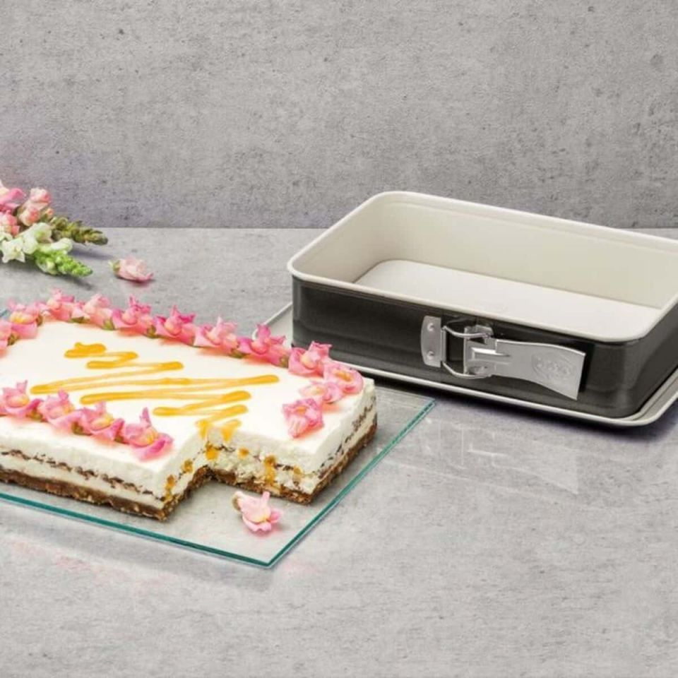 Dr. Oetker Back-Trend springform 28 cm and rectangular springform 28 x 18 cm set of 2 pieces