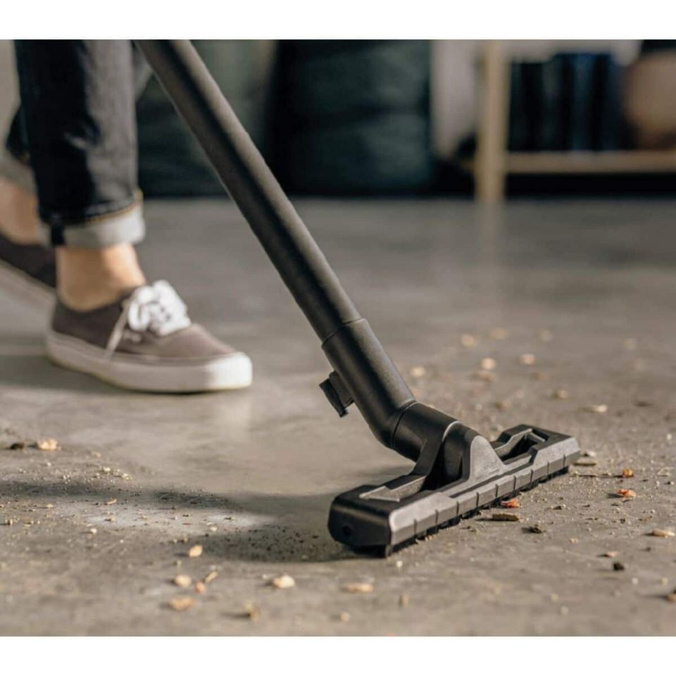 Kärcher WD 4 S V-20/5/22 wet and dry vacuum cleaner 20L
