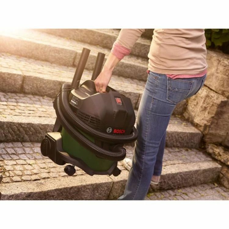Bosch UniversalVac 15 wet and dry vacuum cleaner 15L 1000W