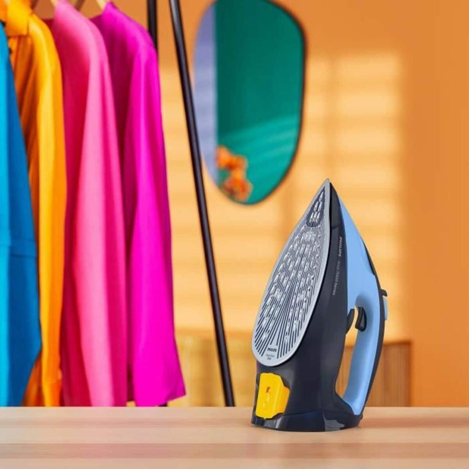 Philips DST7041/20 7000 Series steam iron 2800W