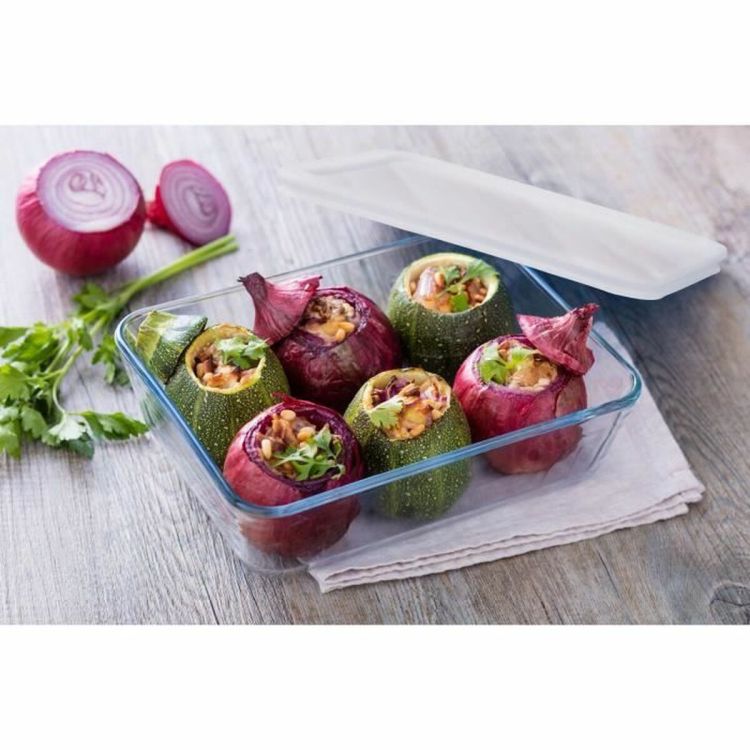 Pyrex Cook & Freeze 2.6L Glass Food Storage Container with Lid